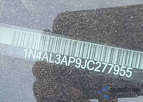 2018 Nissan Altima 2.5 S z USA, uszkodzony, nr VIN 1N4AL3AP9JC277955